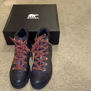NWT Sorel Lennox Waterproof Hiker Boot Women Size 8 in Original Box